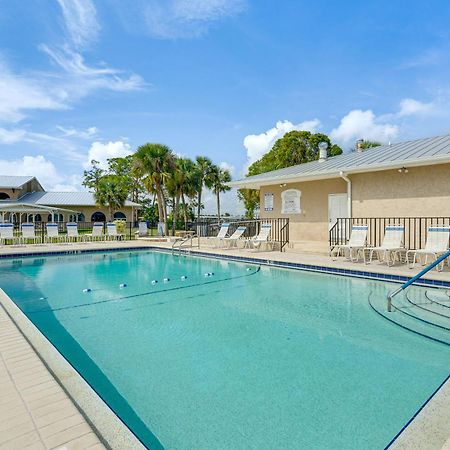 Swim, Golf And Relax Family Gem In North Fort Myers 빌라 외부 사진